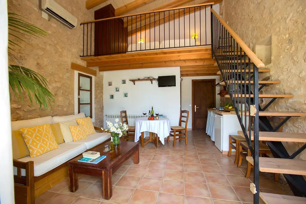 Farm stay Agroturismo Es Pla De Llodra Manacor